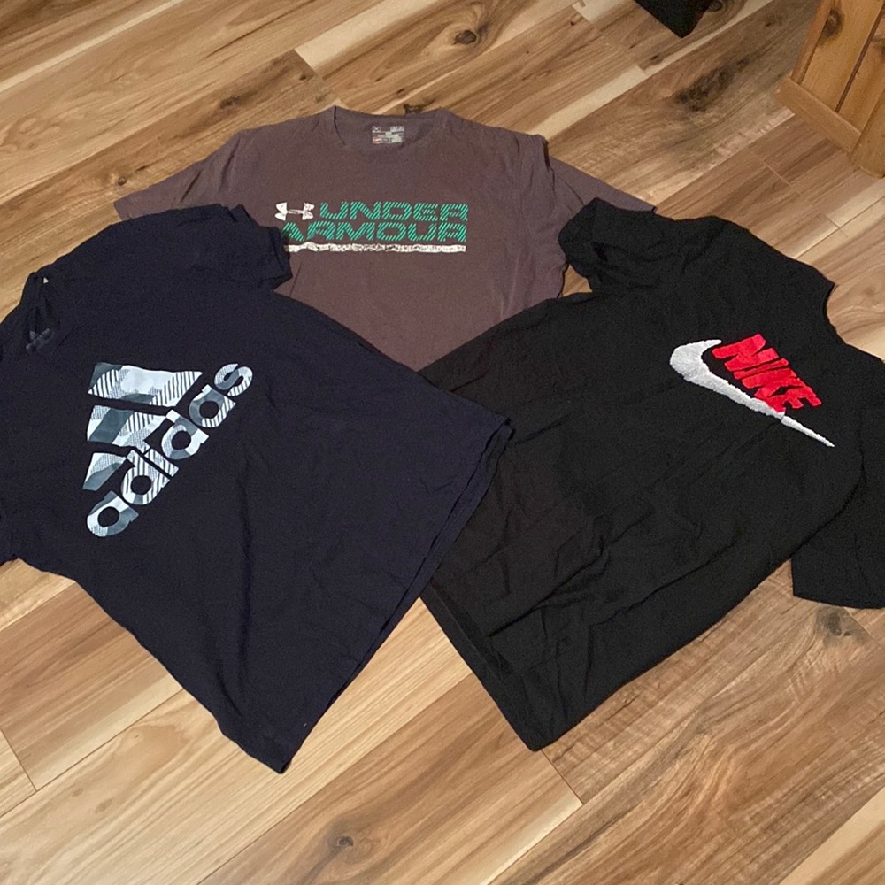 3 mens tee shirts good condition